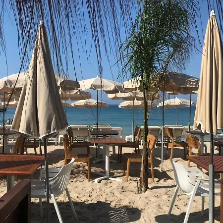 Les Petits Volets Διαμέρισμα