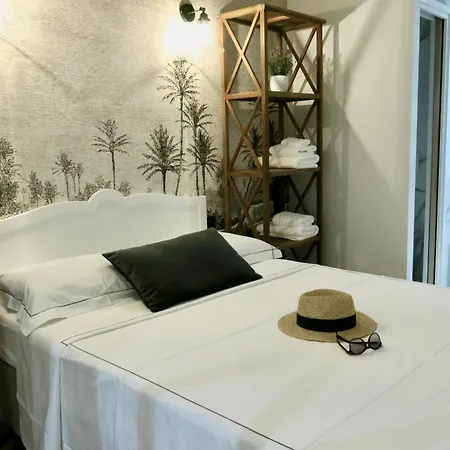 Les Petits Volets Διαμέρισμα *