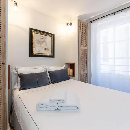 Les Petits Volets A 100m De La Apartment Antibes
