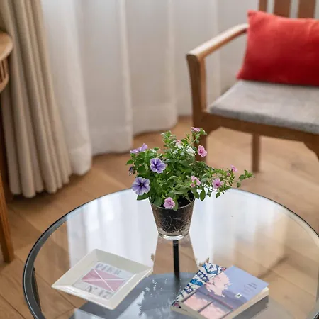 Les Petits Volets A 100m De La Apartment Antibes