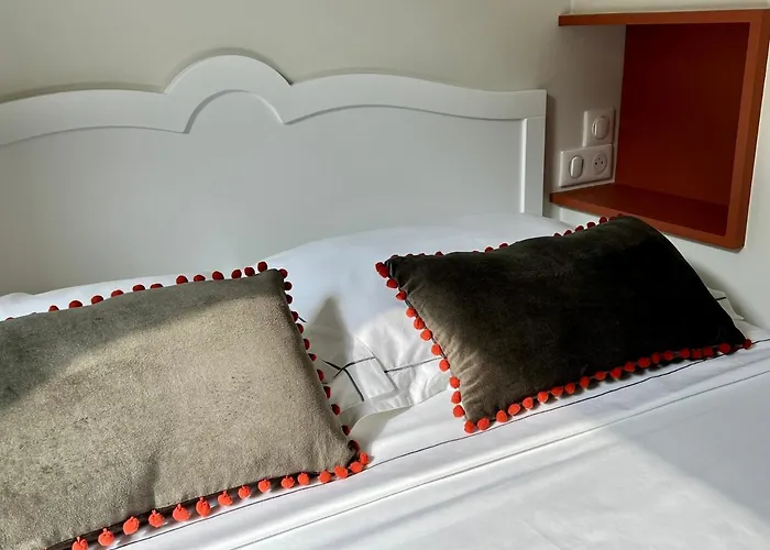 Les Petits Volets Apartament